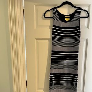 Fitted column dress by Maeve. Purchased from Anthropologie. Extra small.